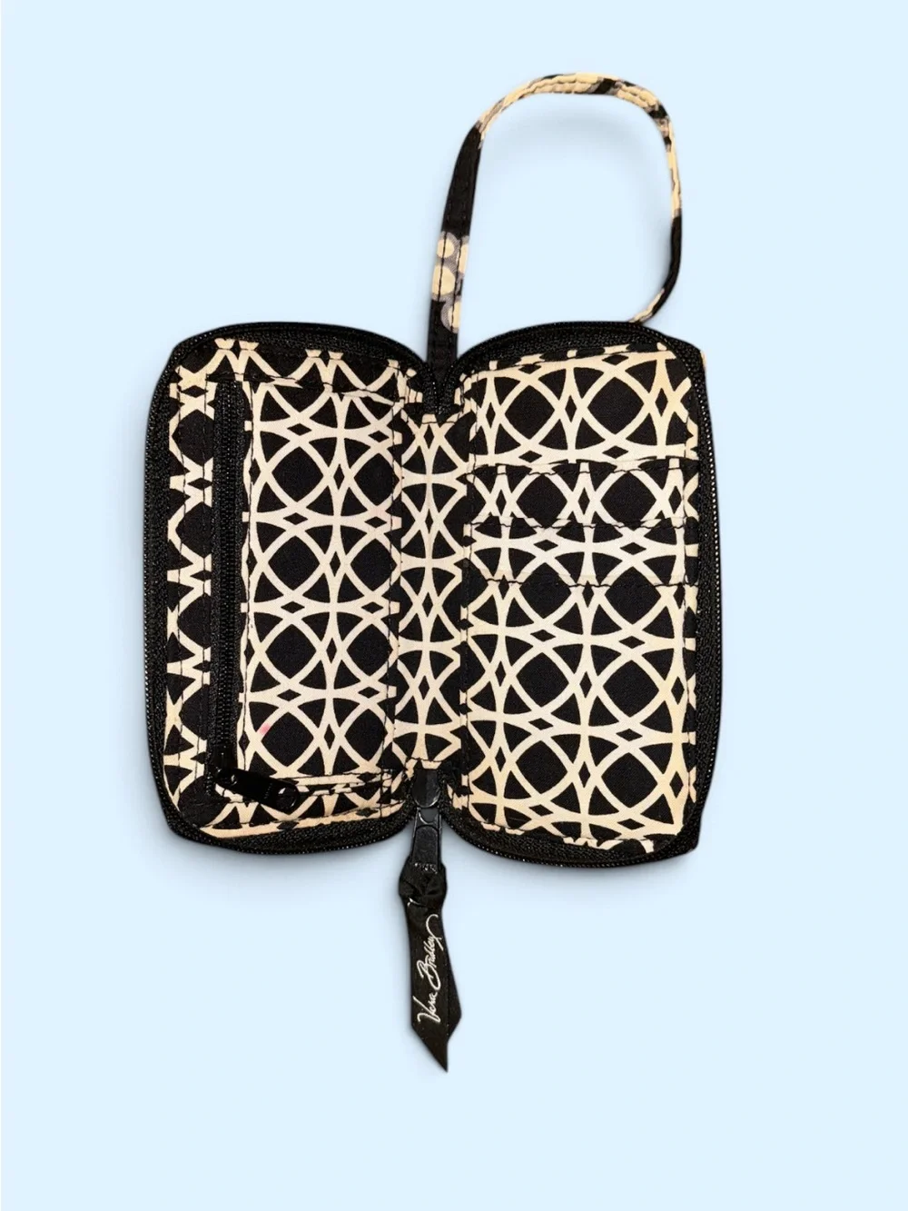 Vera Bradley Black & Cream Quilted Wristlet Card Case